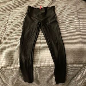 Spanx size M, metallic legging, worn once, black